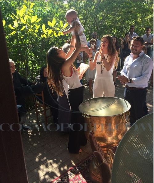 Η Βάπτιση του Νινίκου (Εγγονού της Άννας Βίσση) - Φωτογραφίες 